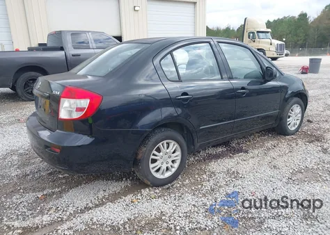 2013 Suzuki Sx4 Le/Le Popular z USA, uszkodzony, nr VIN JS2YC5A31D6102366